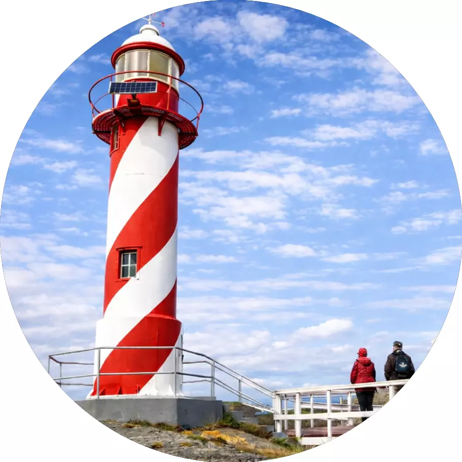 Newfoundland small group tour Gros Morne coast icebergs and Viking Trail